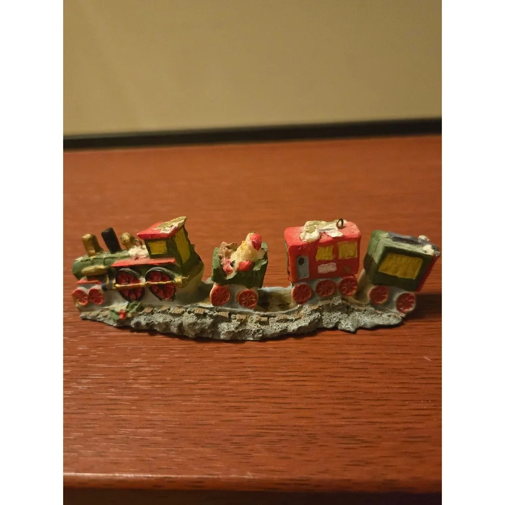 Vintage Style Christmas Train Figurine Santa Miniature Holiday‎ Decor Red Green